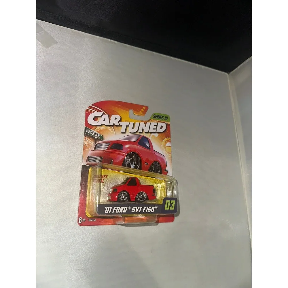Car Tuned Series 10 '01 Ford SVT F150 Red Diecast Metal Muscle Truck MGA 03
